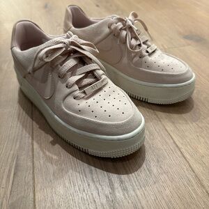 Nike Airforce 1 suede pink sneakers - 6.5